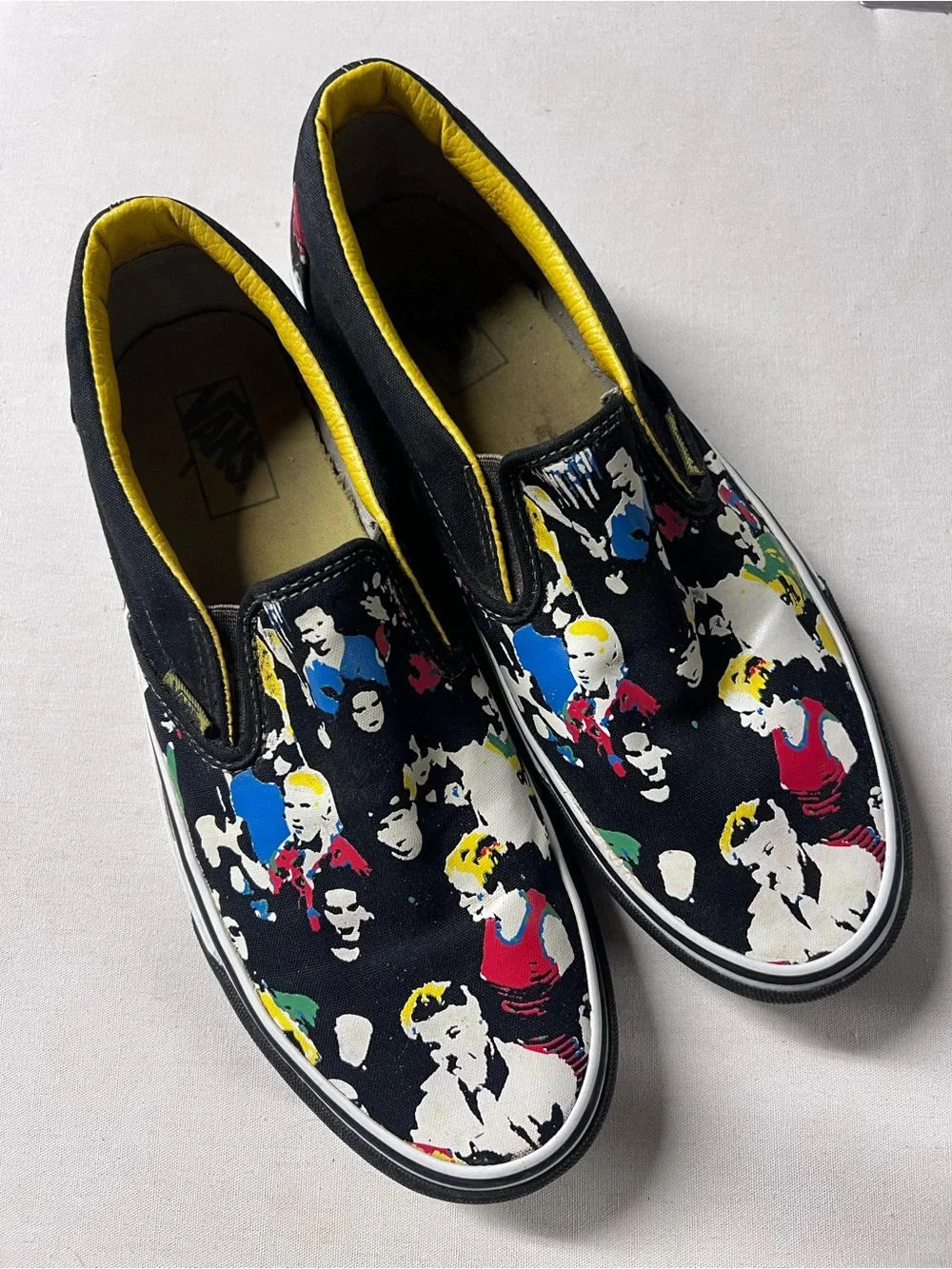 Rare Vans Circle Jerks Black Pop-Art Slip-On Sneakers with Yellow Lining